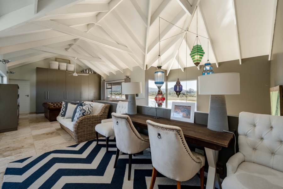 5 Bedroom Property for Sale in Keurbooms River Western Cape